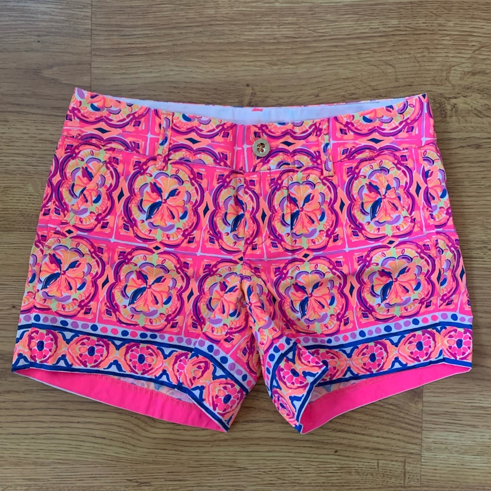 Lilly Pulitzer NWOT Womens 5” Callahan pink patterned shorts, size 2